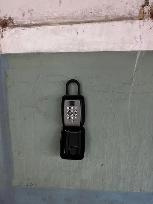Apartment Is In Old טביליסי 0*,